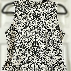 Black & White Damask Pattern Sleeveless Top Medium